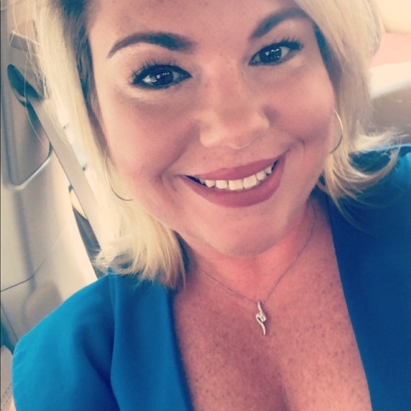 Meet your Posher, Sara - Picture 7 of 8